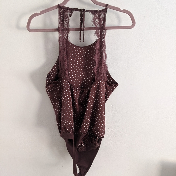 Satin Lace-Back Bodysuit - Picture 5 of 6